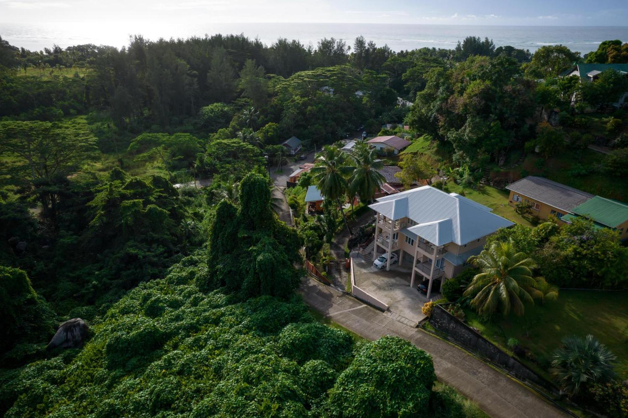 Jaidss Holiday Apartments 1 Anse aux Pins Exterior foto
